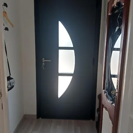 Livry Apartmán