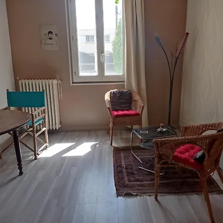 Bas De Maison 32m2 Prive, Jardin, Parking דירה